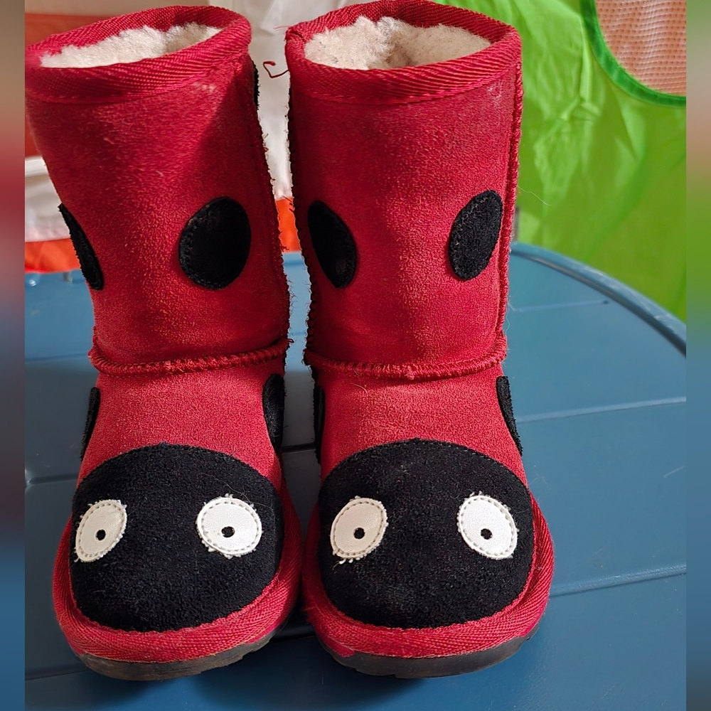 EMU Red Ladybug Winter Boots (US9)